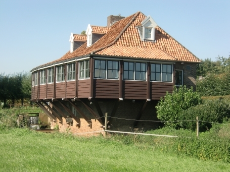 Venlo-Hout-Blerick : Molenkampweg, ehem. Wassermühle 